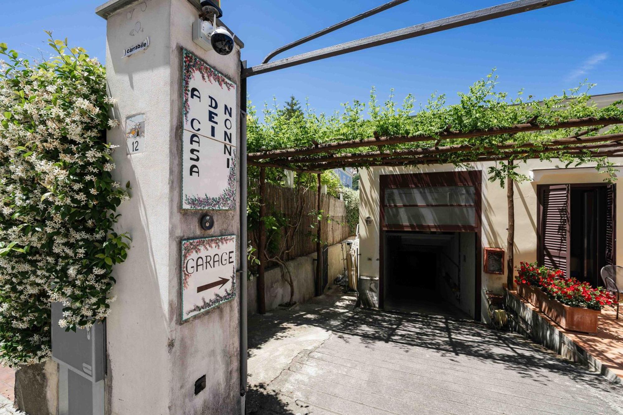 ホテル ア カーサ ディ ノンニ ラヴェッロ エクステリア 写真